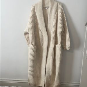 Lunya alpaca ivory robe